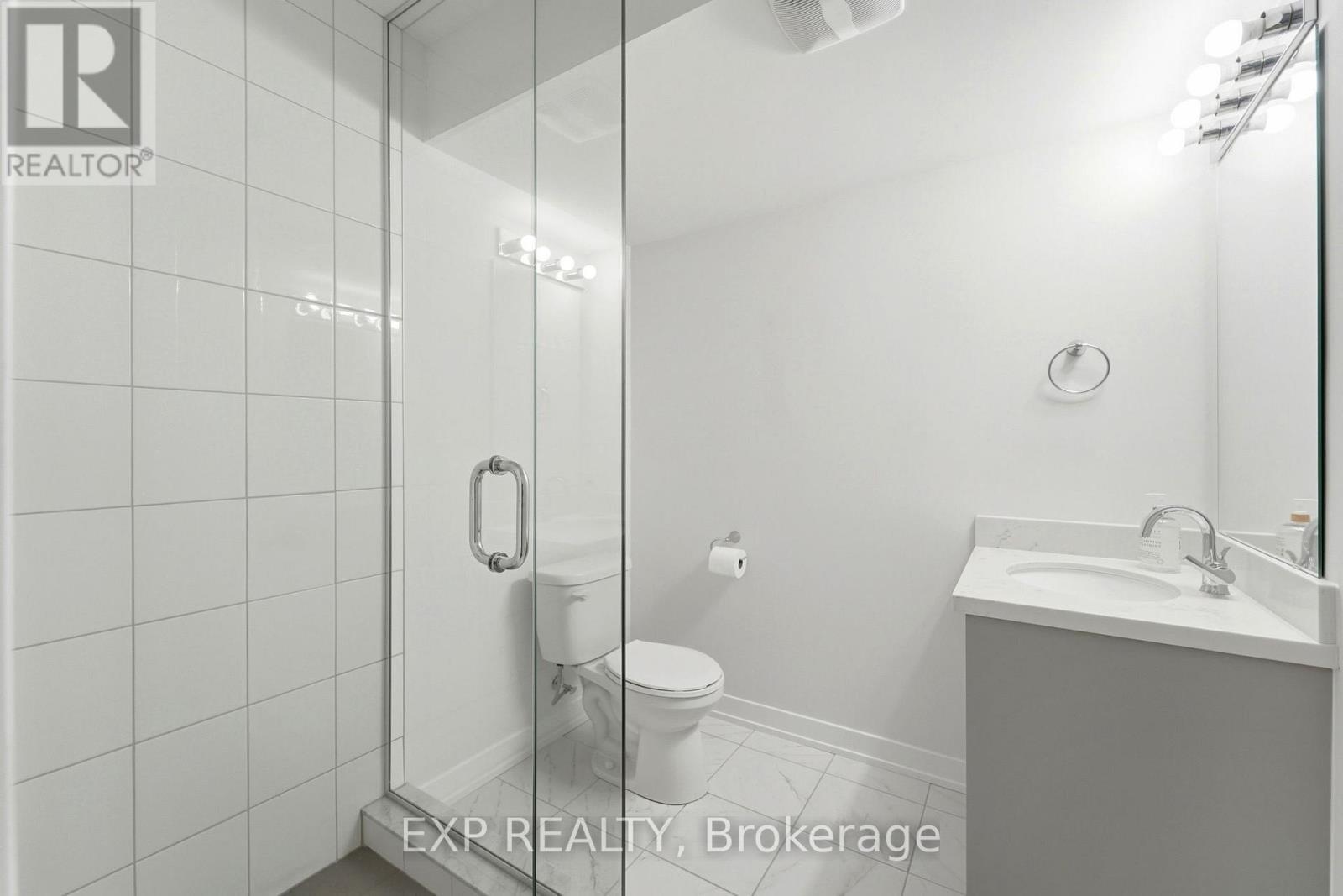 19 Markle Crescent, Hamilton (Ancaster), ON - Indoor Photo Showing Bathroom