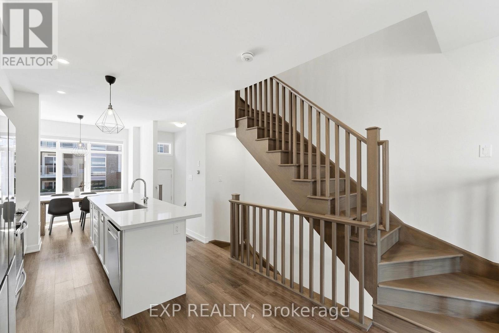 19 Markle Crescent, Hamilton (Ancaster), ON - Indoor Photo Showing Other Room