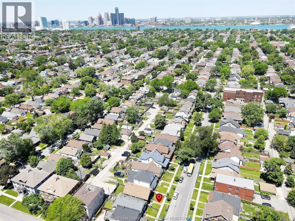 1187 Lincoln Road, Windsor, ON - Outdoor With View
