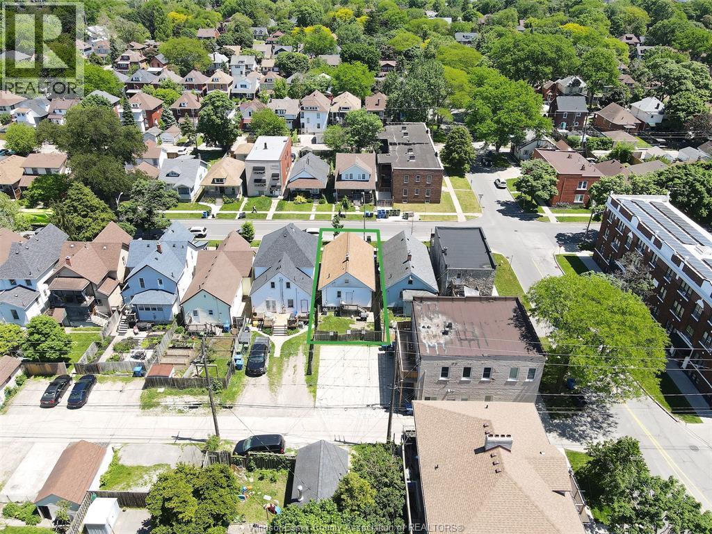 1187 Lincoln Road, Windsor, ON - Outdoor With View