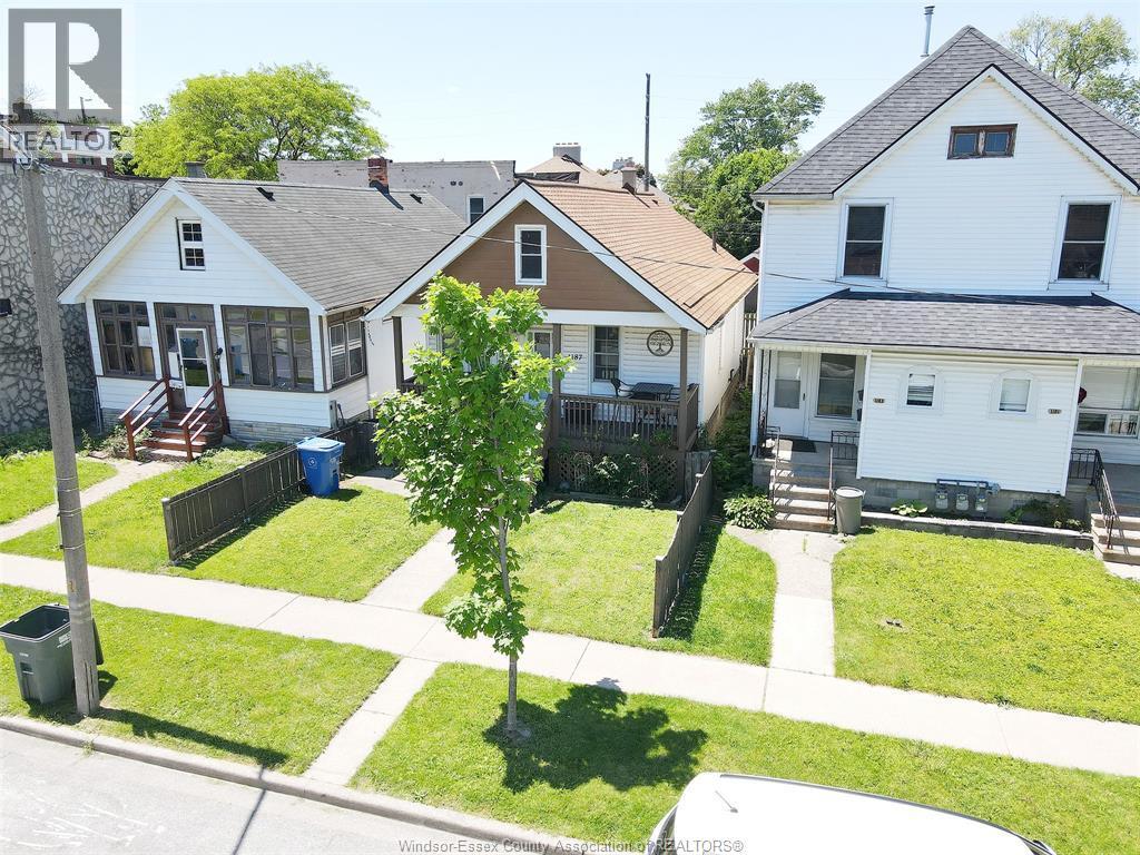 1187 Lincoln Road, Windsor, ON - Outdoor