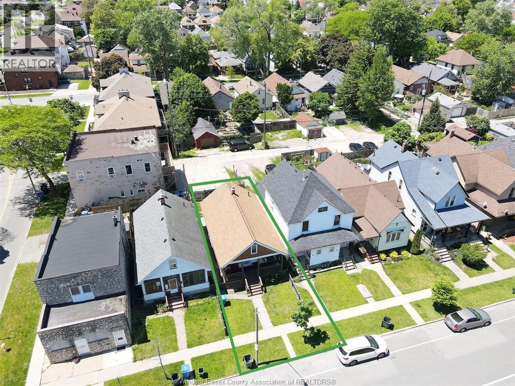 1187 Lincoln Road, Windsor, ON - Outdoor With View