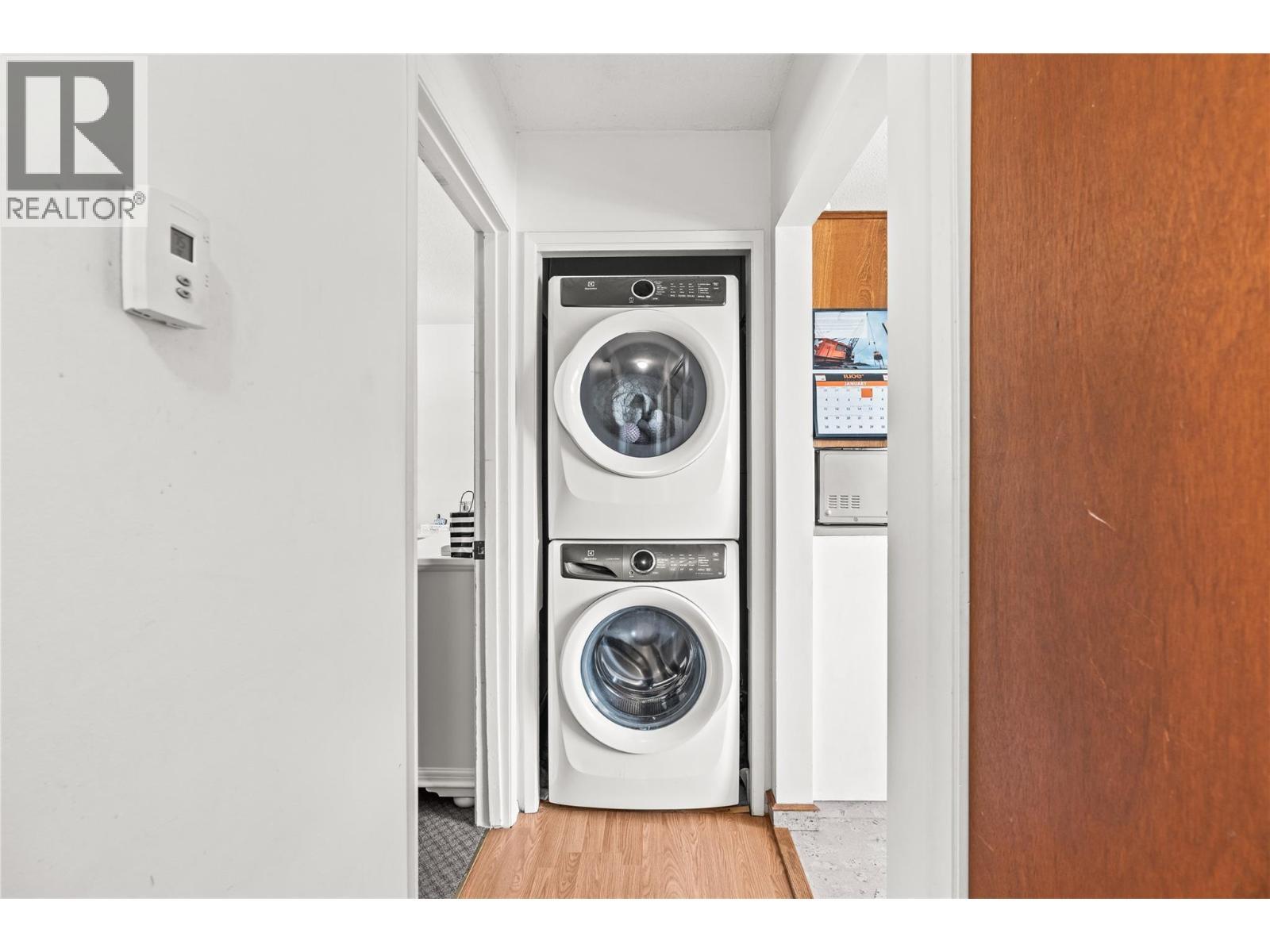 1603 43Rd Avenue, Vernon, BC - Indoor Photo Showing Laundry Room