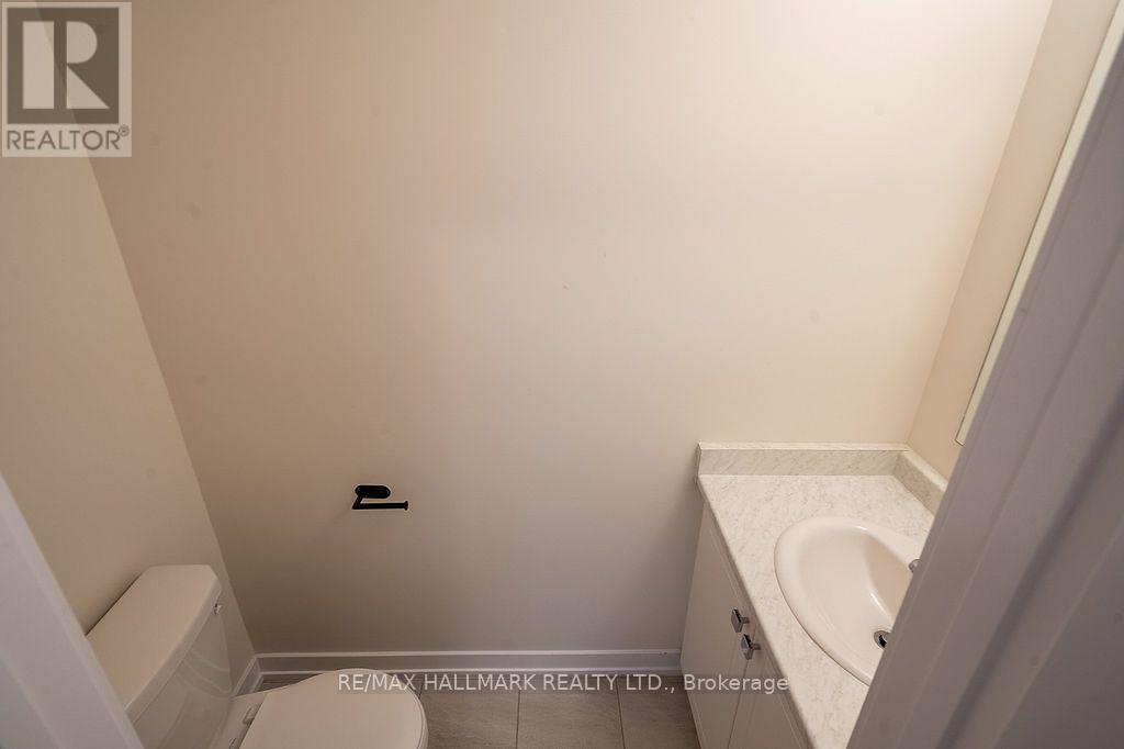 12 Dandara Gate Se, Vaughan, ON - Indoor Photo Showing Bathroom