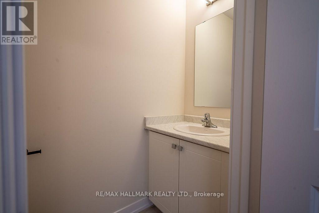 12 Dandara Gate Se, Vaughan, ON - Indoor Photo Showing Bathroom