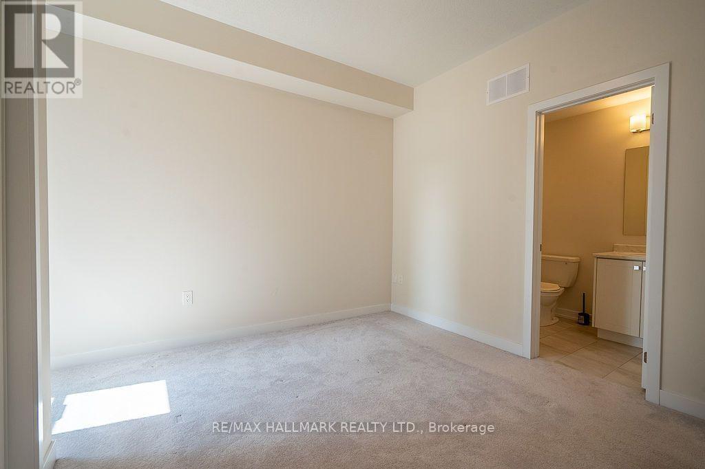 12 Dandara Gate Se, Vaughan, ON - Indoor Photo Showing Other Room