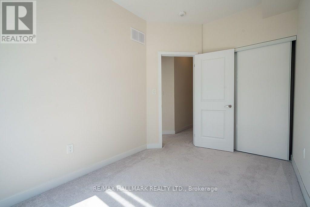12 Dandara Gate Se, Vaughan, ON - Indoor Photo Showing Other Room