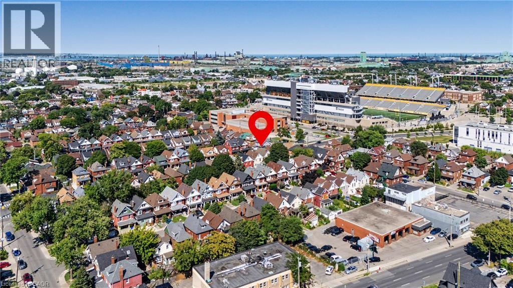 808 Cannon Street E, Hamilton, ON - Outdoor With View