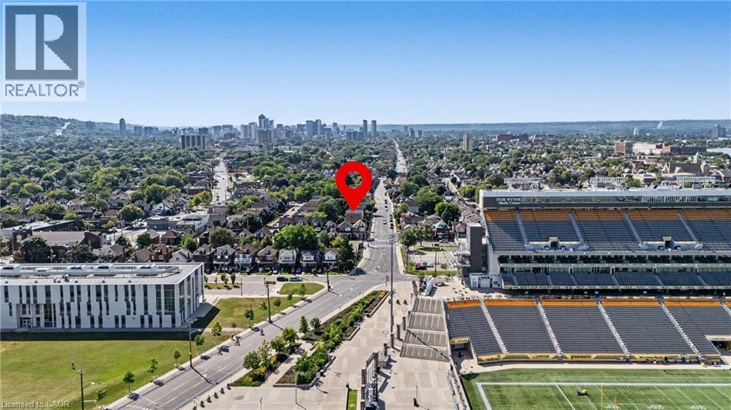 808 Cannon Street E, Hamilton, ON - Outdoor With View