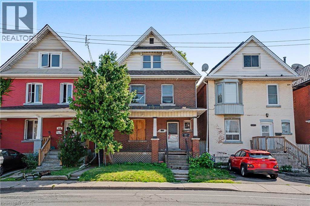 808 Cannon Street E, Hamilton, ON - Outdoor With Deck Patio Veranda With Facade