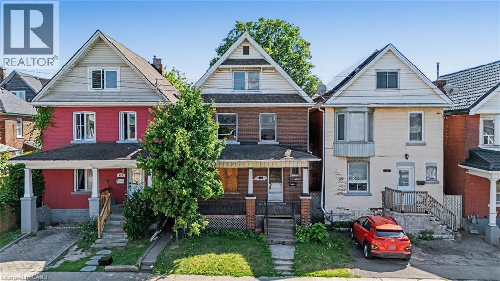 808 Cannon Street E, Hamilton, ON - Outdoor With Facade