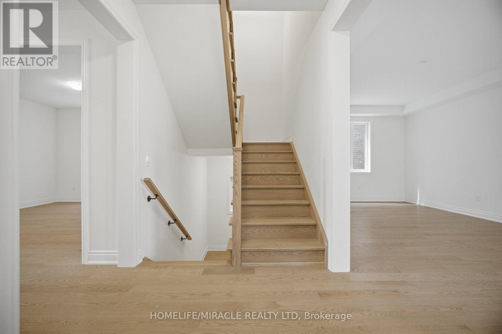 46 Stratford Drive, Caledon, ON - Indoor Photo Showing Other Room
