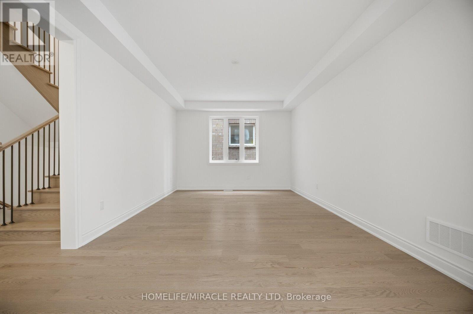 46 Stratford Drive, Caledon, ON - Indoor Photo Showing Other Room