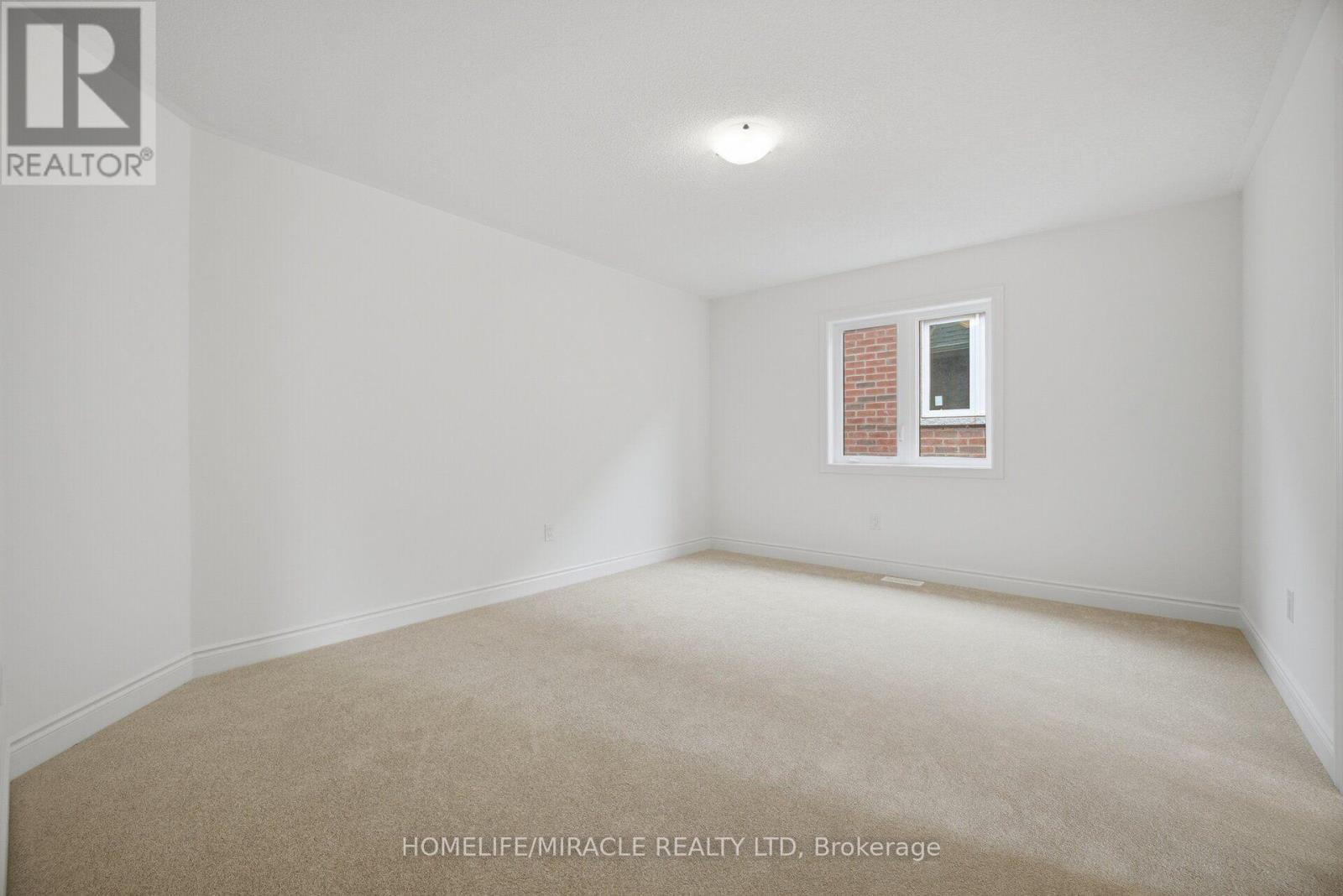 46 Stratford Drive, Caledon, ON - Indoor Photo Showing Other Room