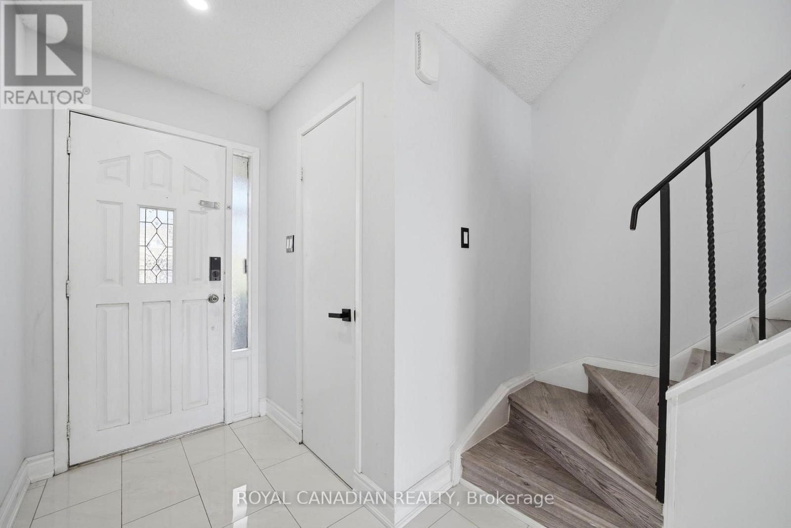 3 Gilmore Drive, Brampton, ON - Indoor Photo Showing Other Room