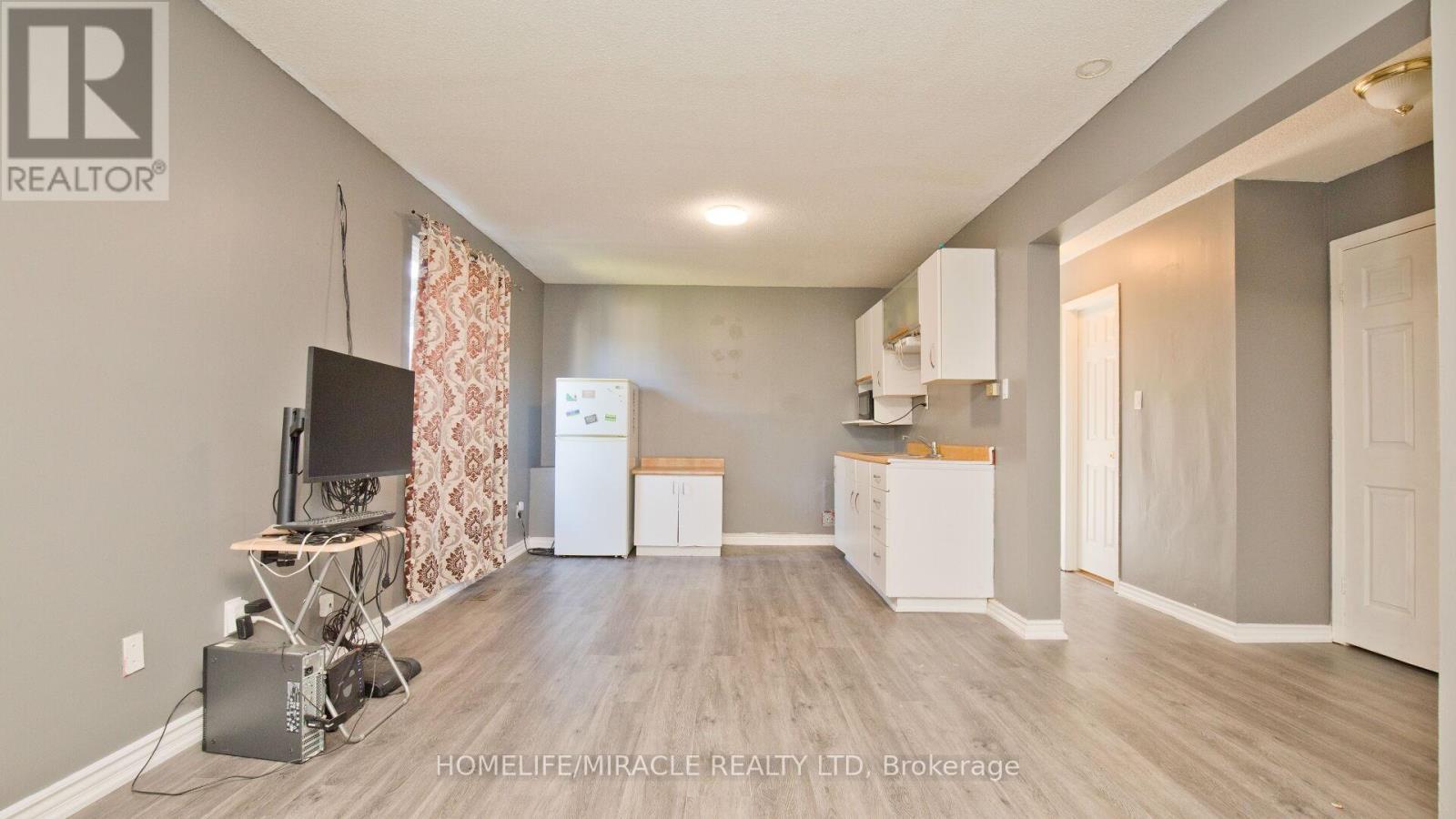 38 Medici Place, Brampton, ON - Indoor Photo Showing Other Room