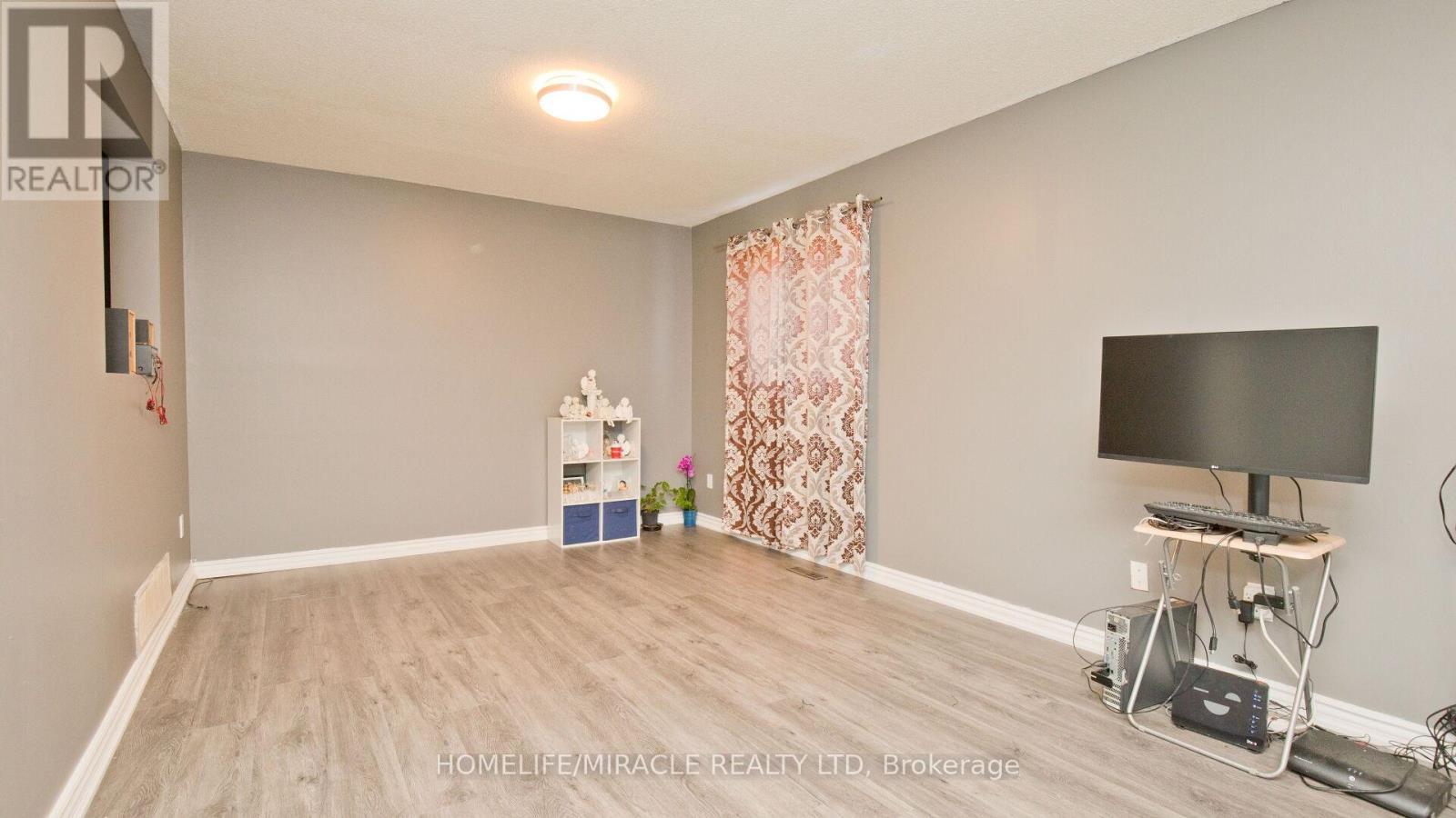 38 Medici Place, Brampton, ON - Indoor Photo Showing Other Room
