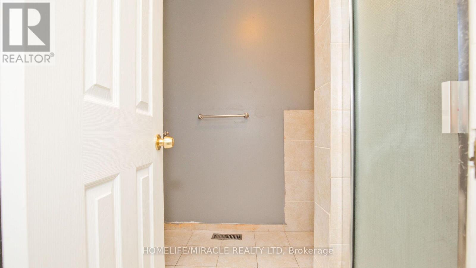 38 Medici Place, Brampton, ON - Indoor Photo Showing Bathroom