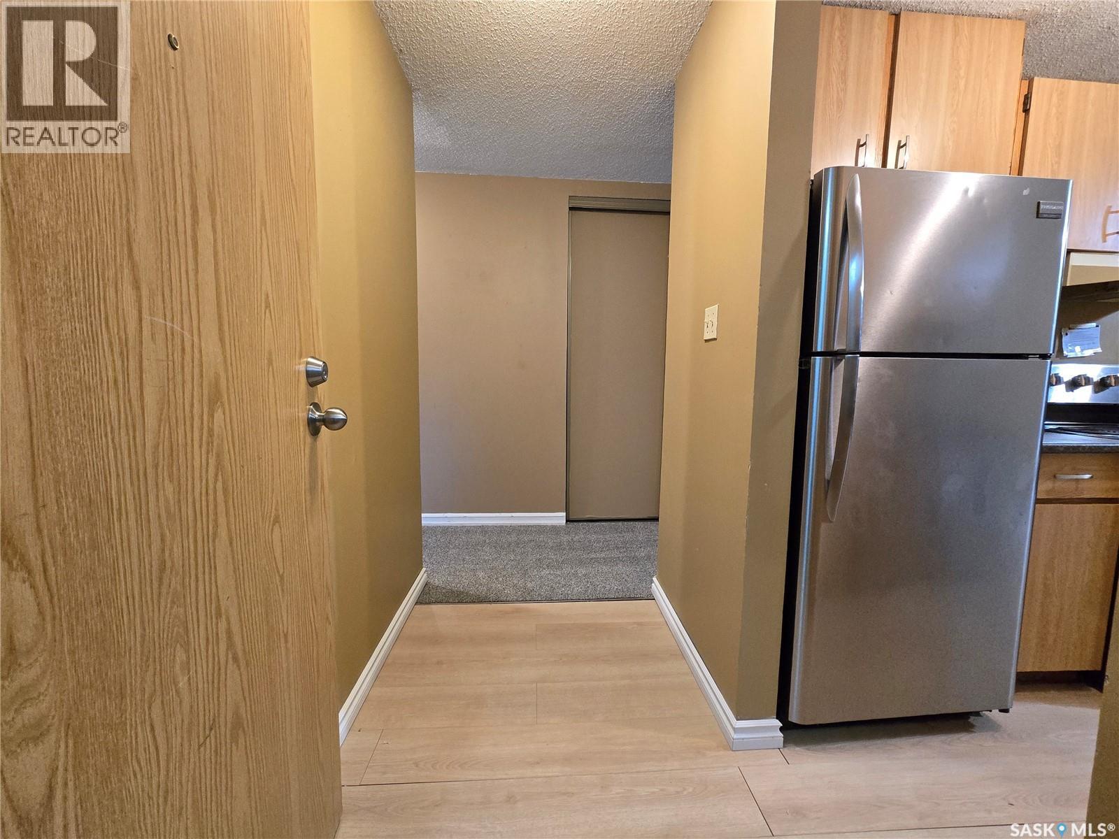 1320 425 115Th Street E, Saskatoon, SK - Indoor