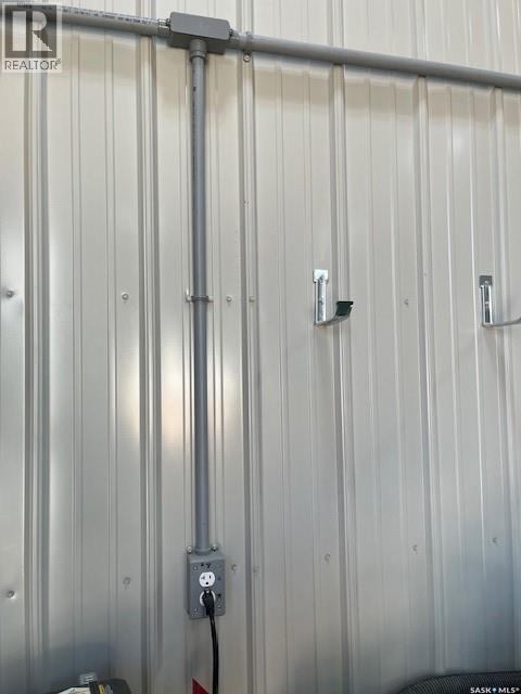 1 1St Avenue E, Wiseton, SK - Indoor