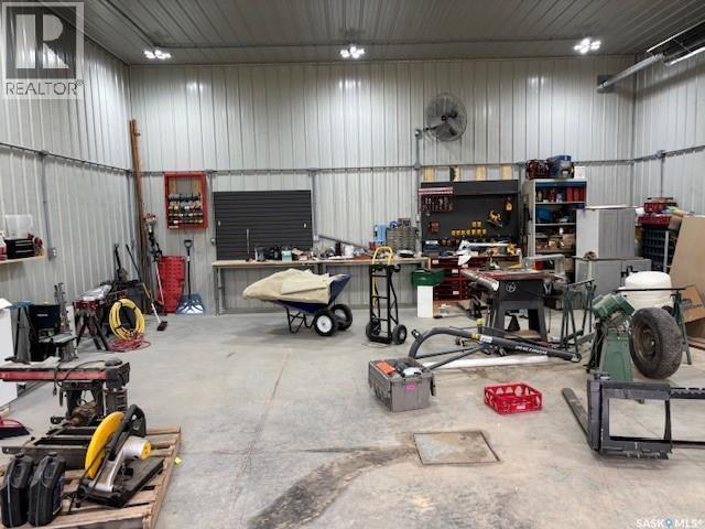 1 1St Avenue E, Wiseton, SK - Indoor
