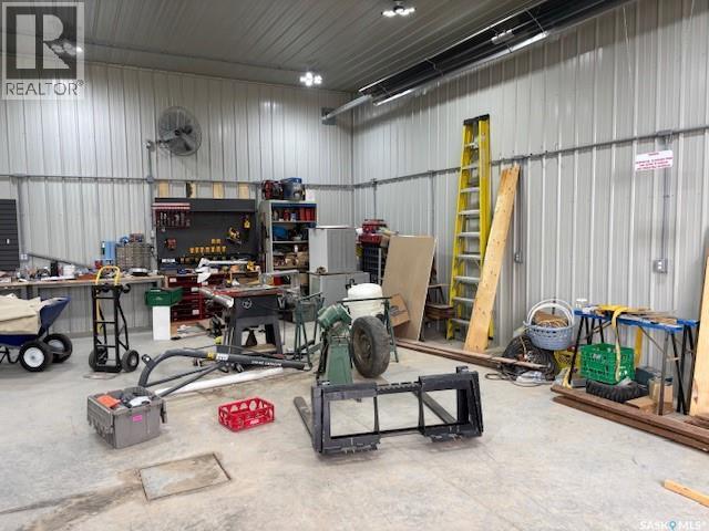 1 1St Avenue E, Wiseton, SK - Indoor