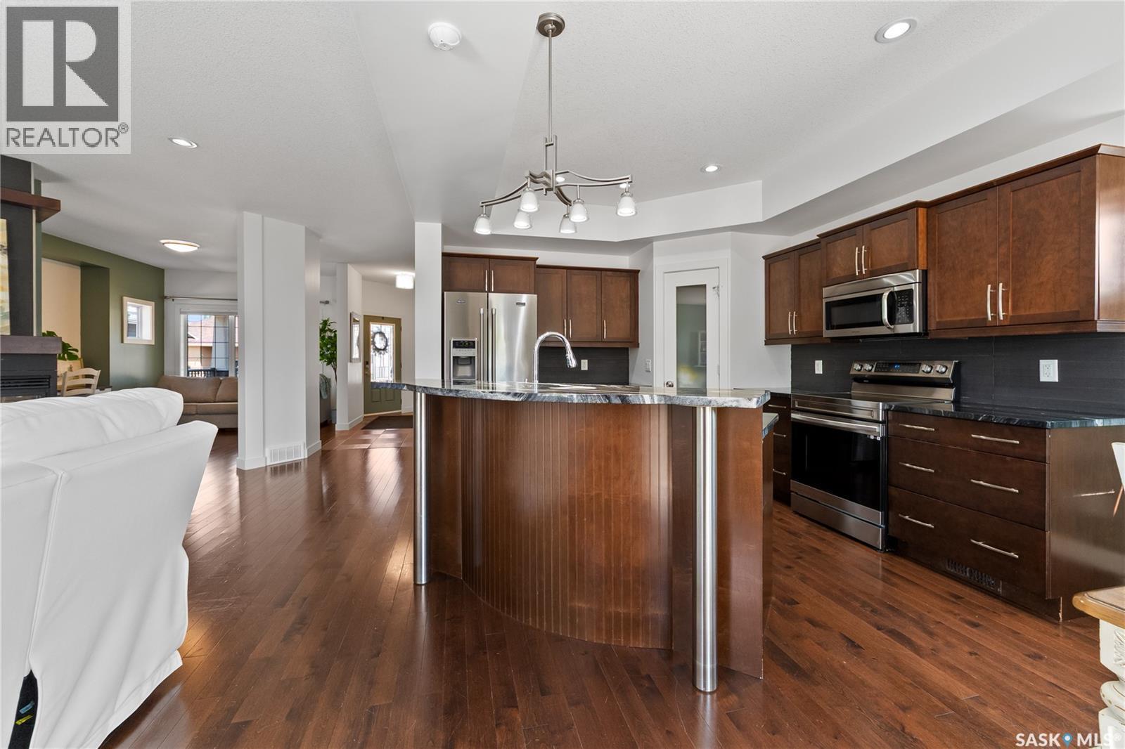 218 Brookview Drive, Regina, SK