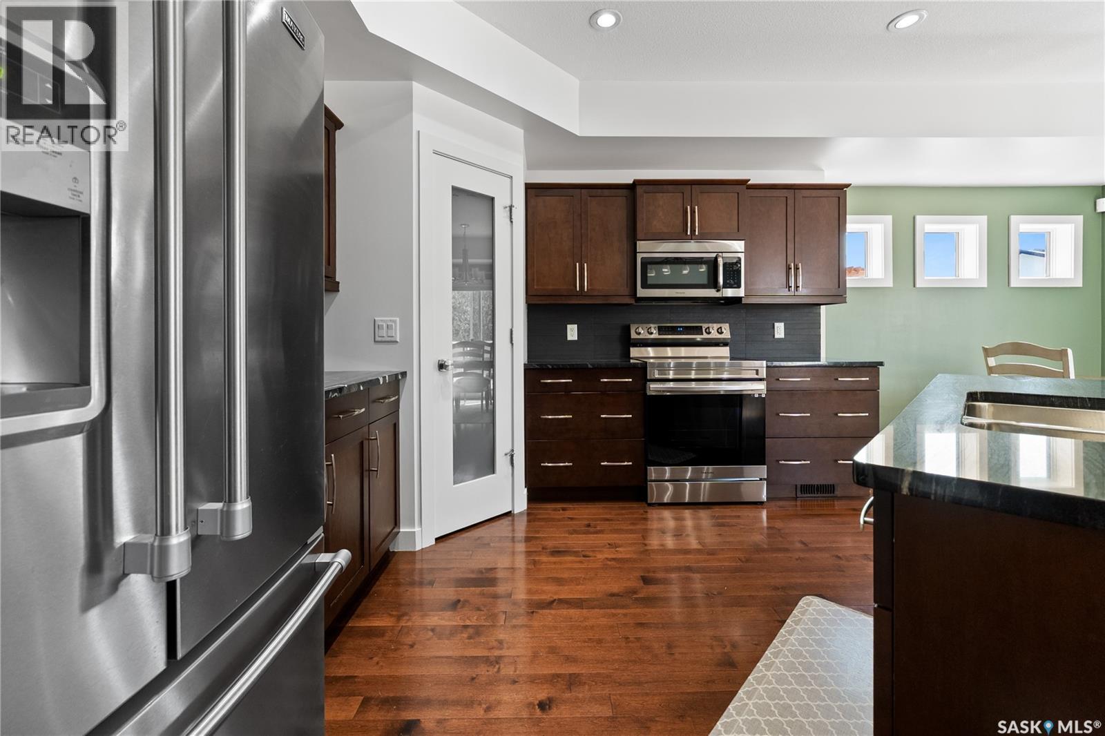 218 Brookview Drive, Regina, SK