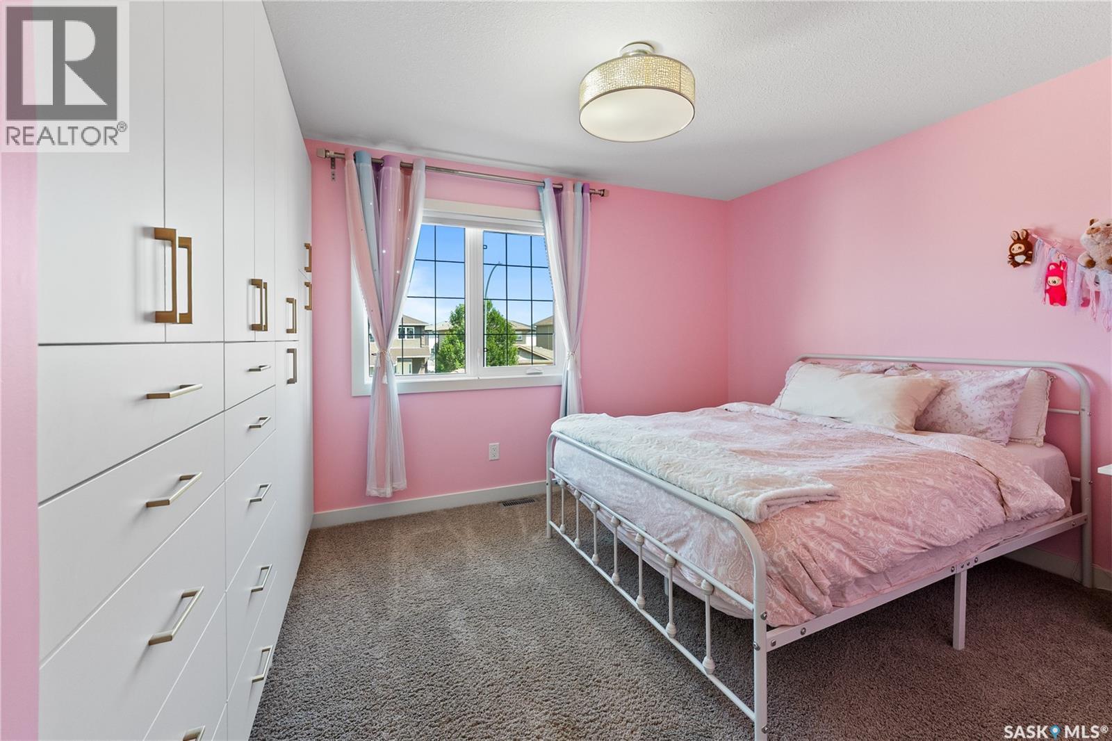 218 Brookview Drive, Regina, SK