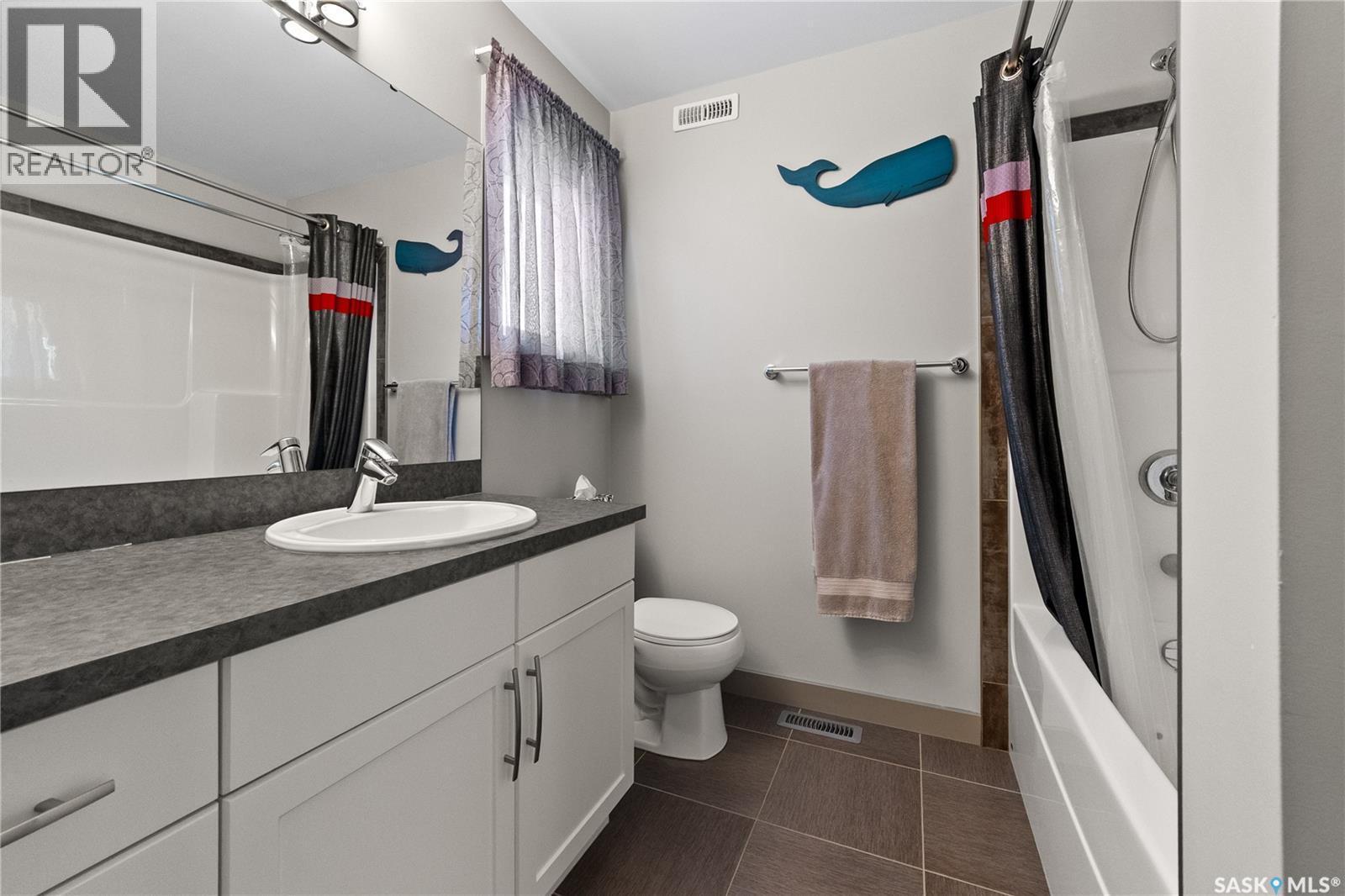 218 Brookview Drive, Regina, SK