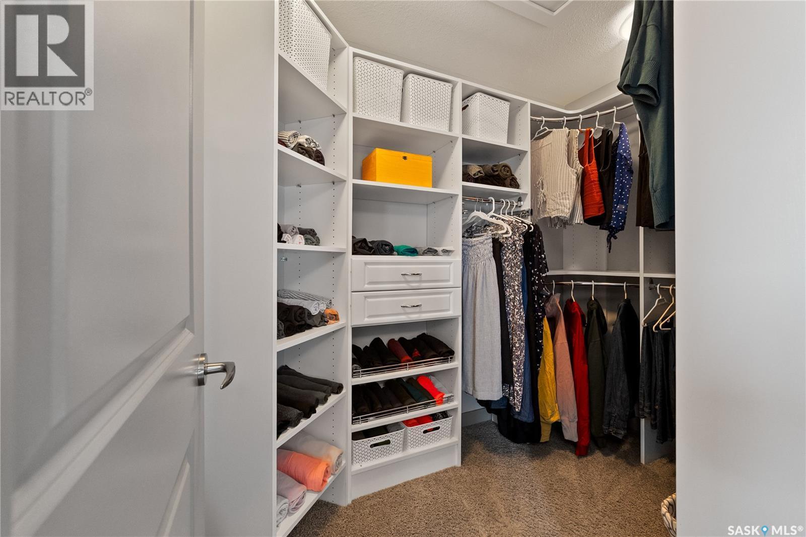 218 Brookview Drive, Regina, SK