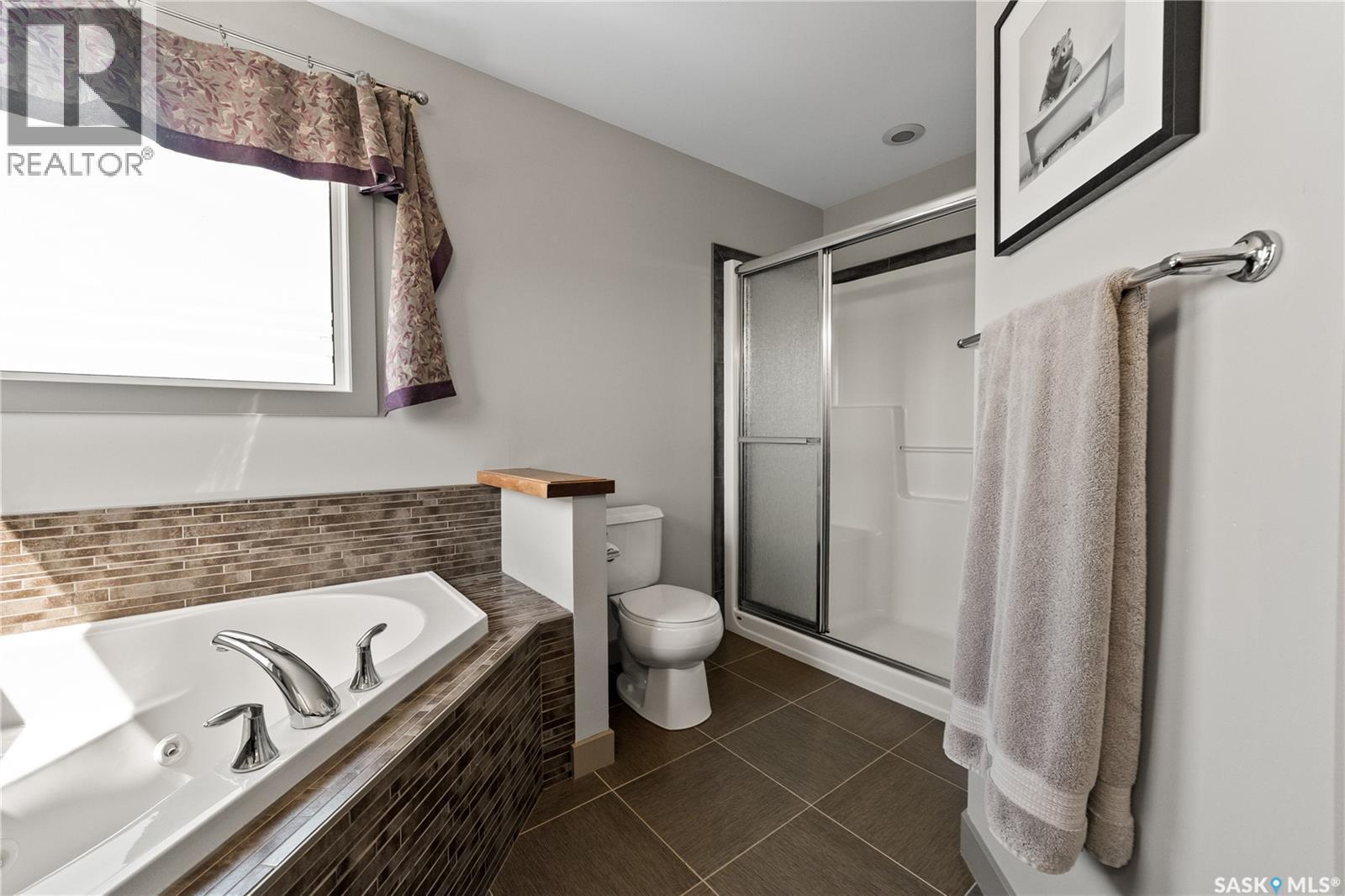 218 Brookview Drive, Regina, SK