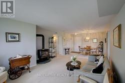Pretty layout with cozy fireplace -