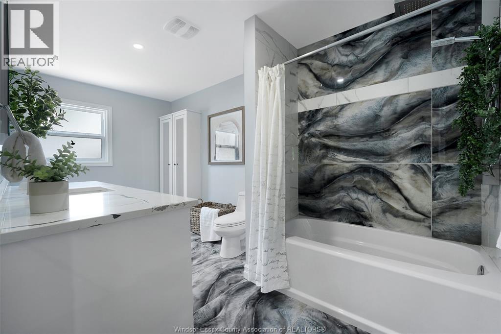 430 Broadway Street, Belle River, ON - Indoor