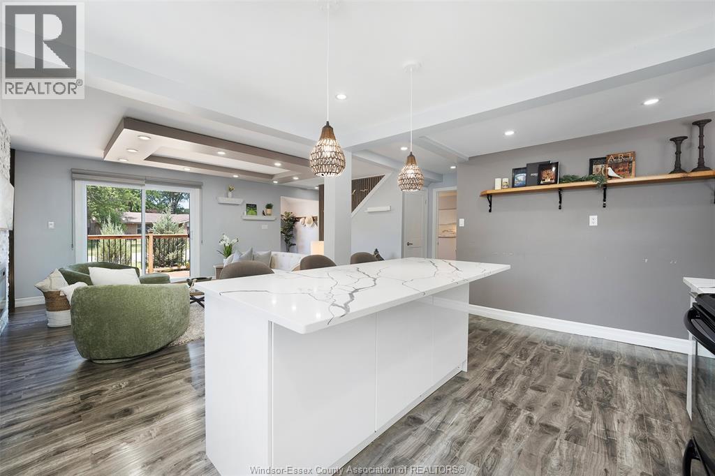 430 Broadway Street, Belle River, ON - Indoor