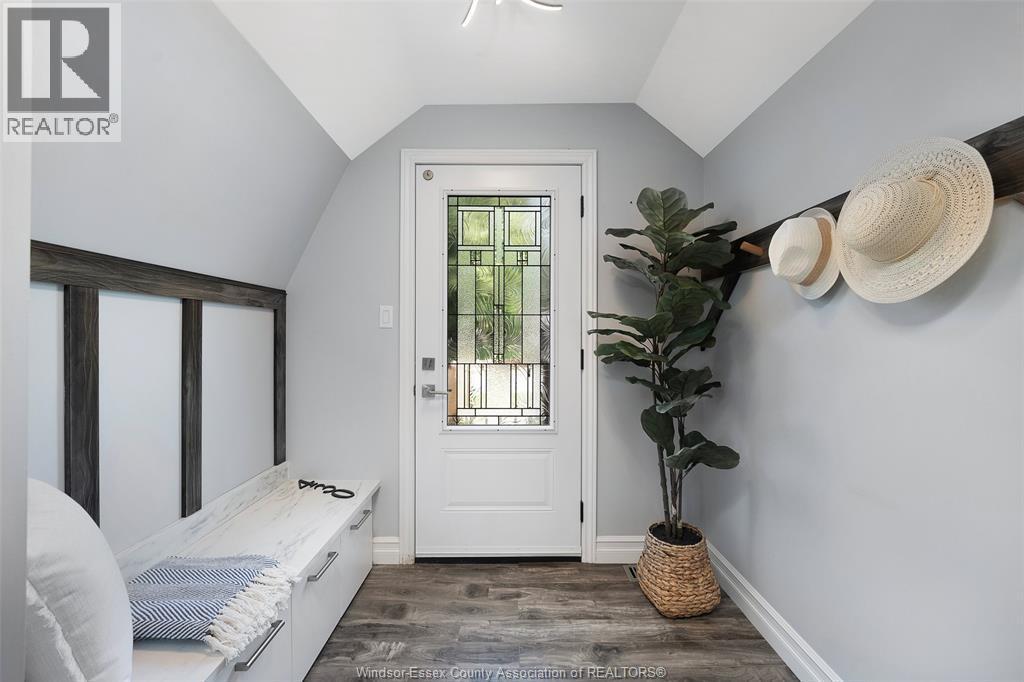 430 Broadway Street, Belle River, ON - Indoor Photo Showing Other Room
