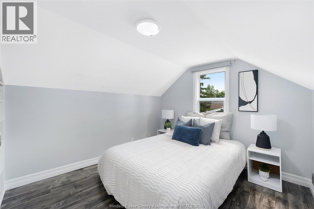 430 Broadway Street, Belle River, ON - Indoor Photo Showing Bedroom