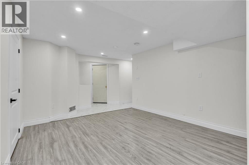 73 Fitzgerald Drive, Cambridge, ON - Indoor Photo Showing Other Room