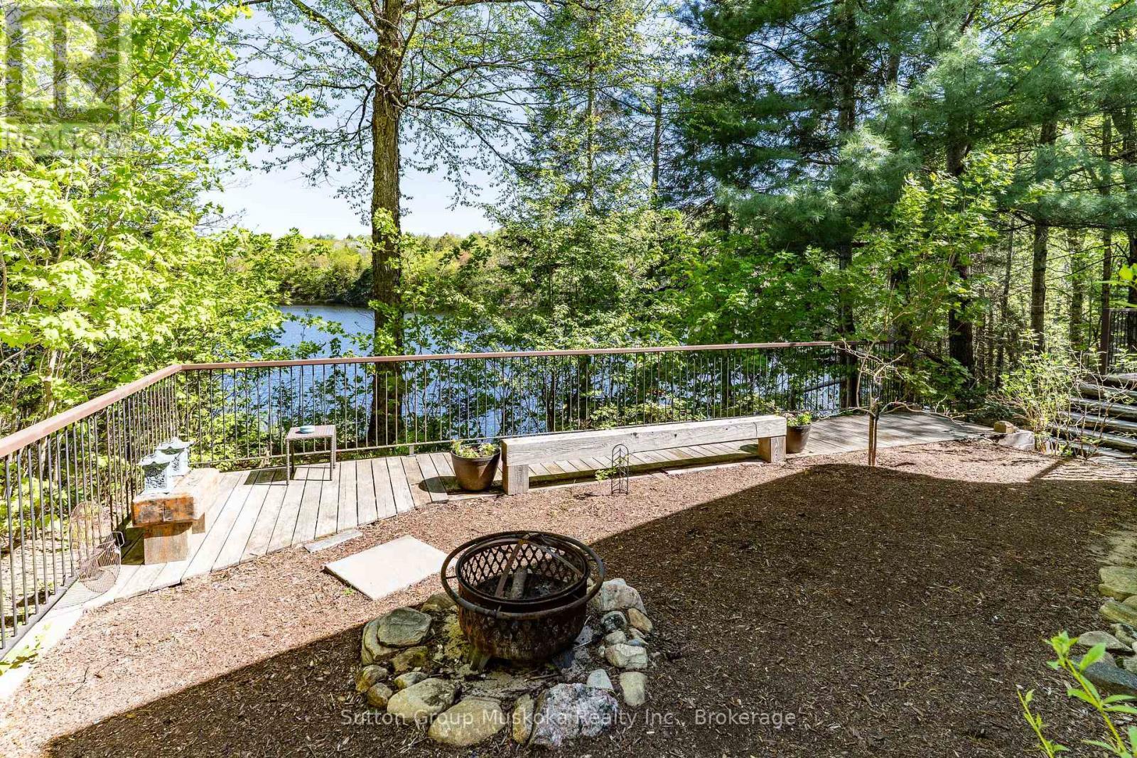 Firepit with a view - 236 Hoodstown Road, Huntsville (Stisted), ON - Outdoor