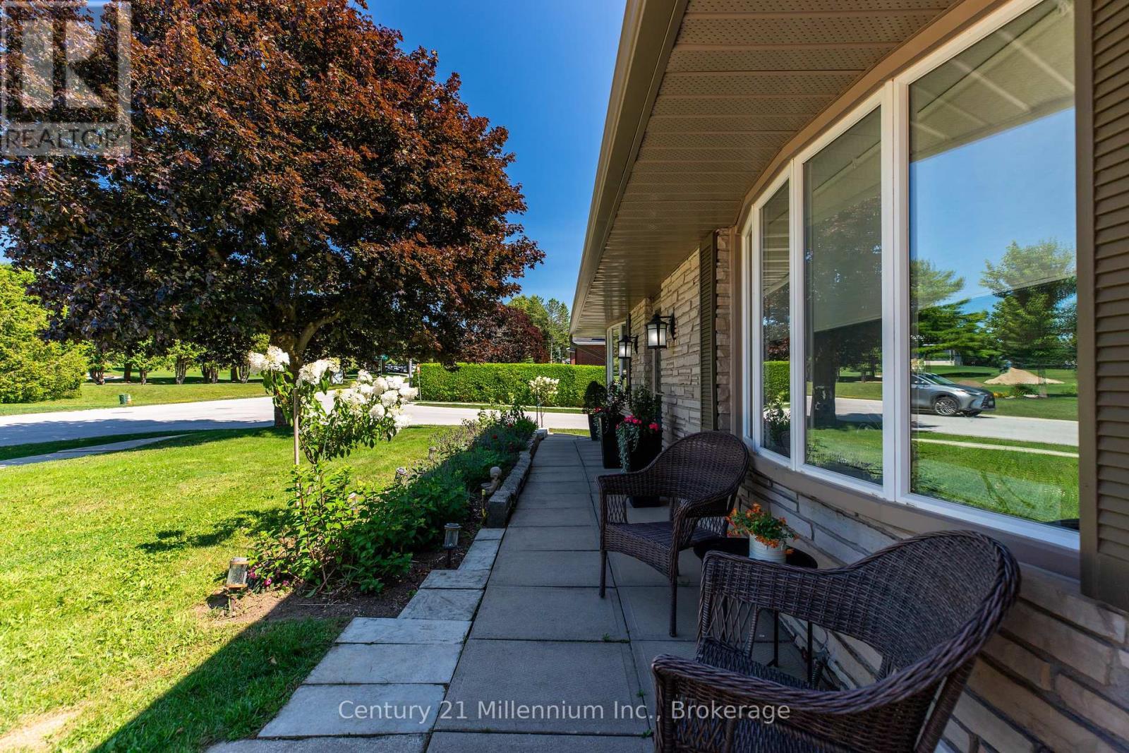 38 Grayview Drive, Grey Highlands, ON - Outdoor