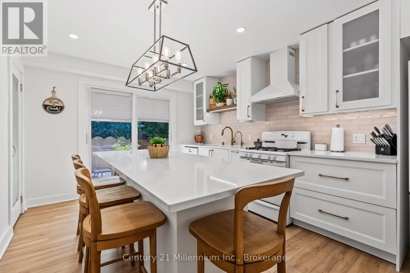 38 Grayview Drive, Grey Highlands, ON - Indoor