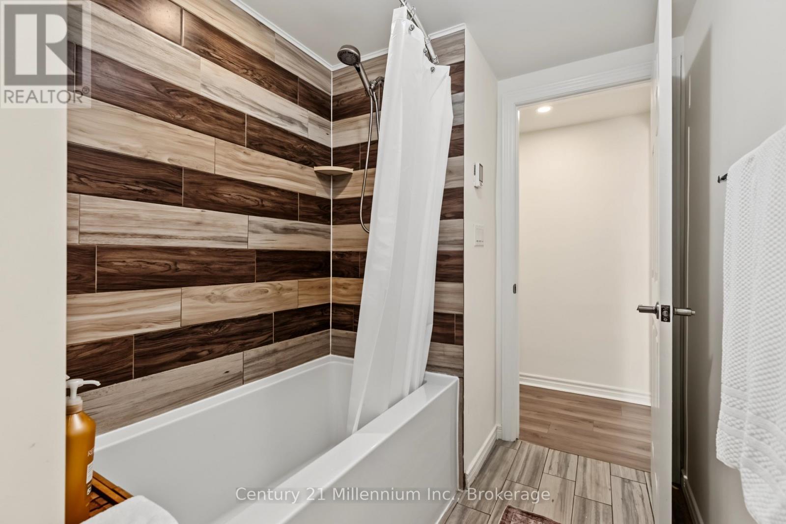 38 Grayview Drive, Grey Highlands, ON - Indoor