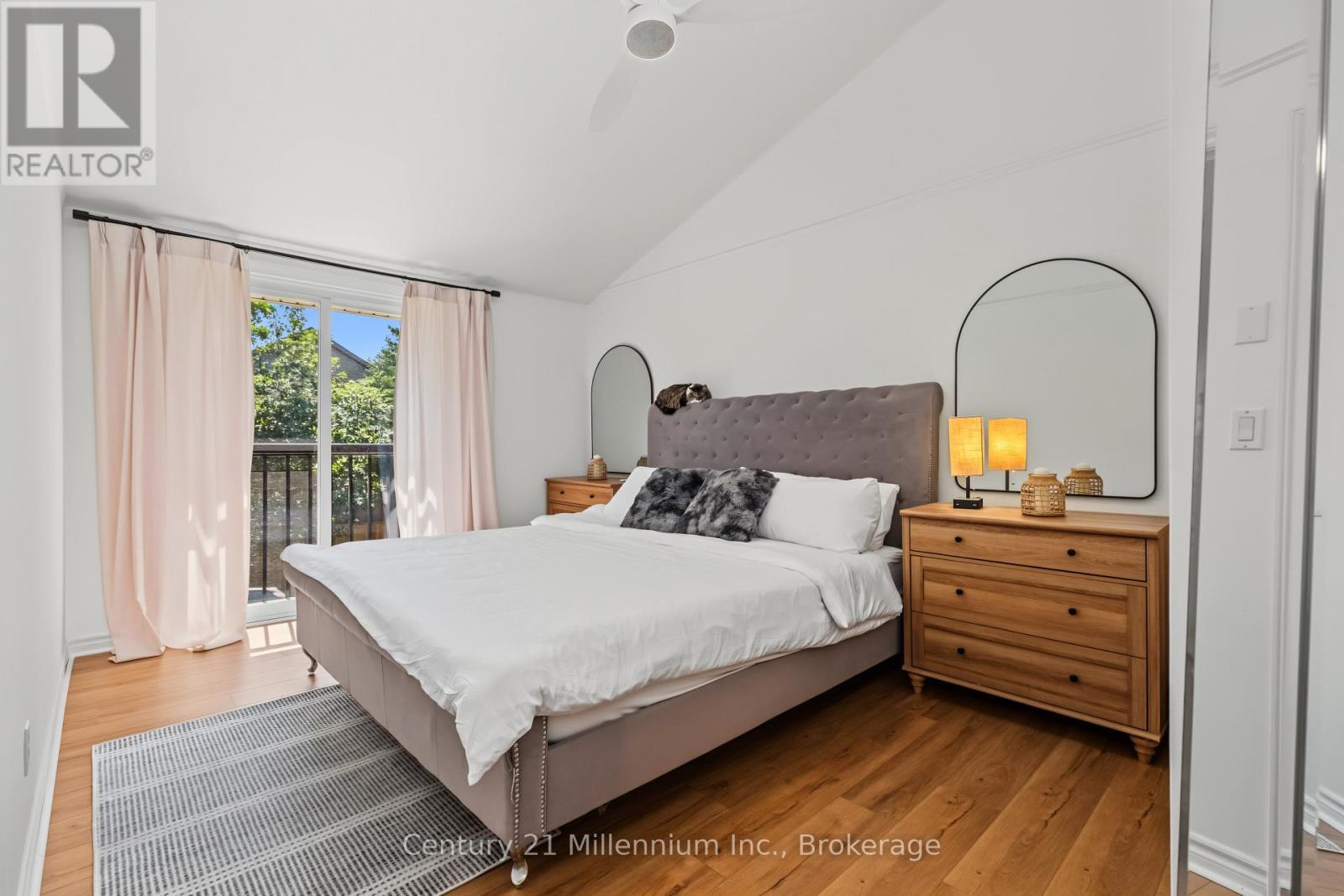 38 Grayview Drive, Grey Highlands, ON - Indoor Photo Showing Bedroom
