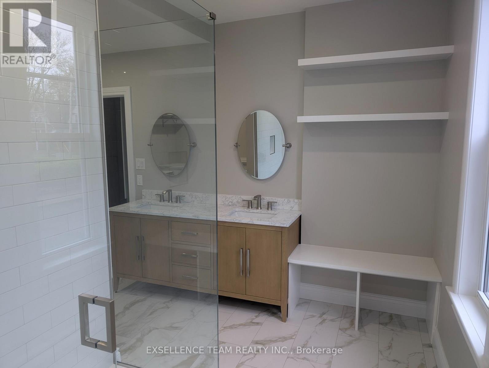 241 Sydney Street, Cornwall, ON - Indoor Photo Showing Bathroom