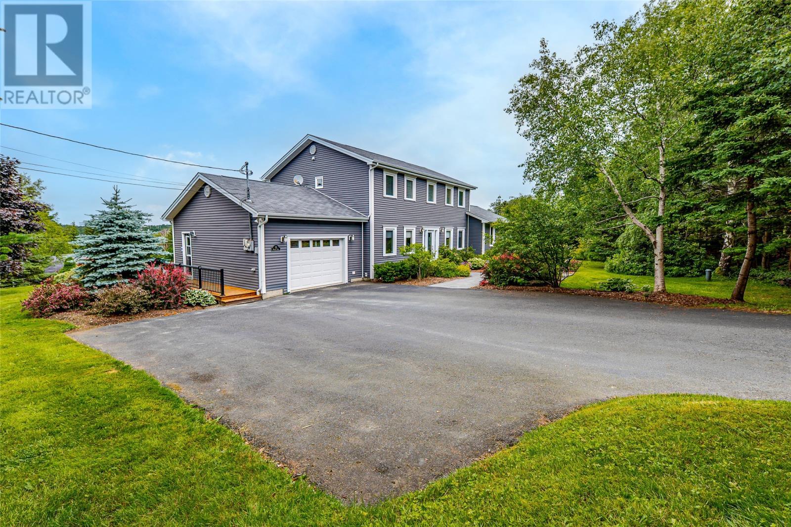 Lots of area room to park - 131-139 Marine Drive, Logy Bay, Middle Cove, Outer Cove, NL - Outdoor