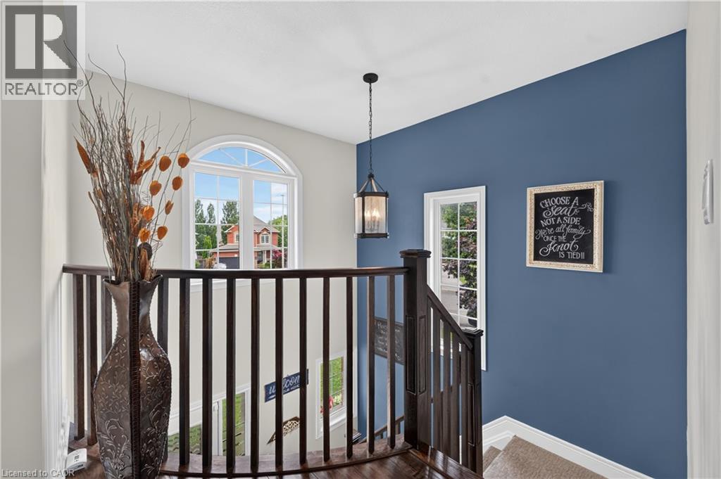 104 Udell Way, Grimsby, ON - Indoor Photo Showing Other Room