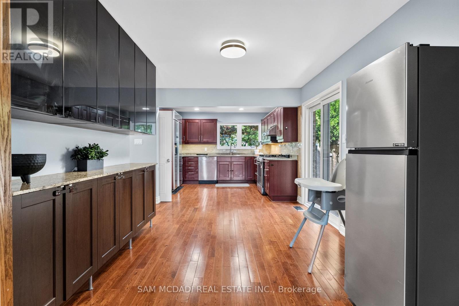 188 Birkdale Road, Toronto, ON - Indoor Photo Showing Kitchen