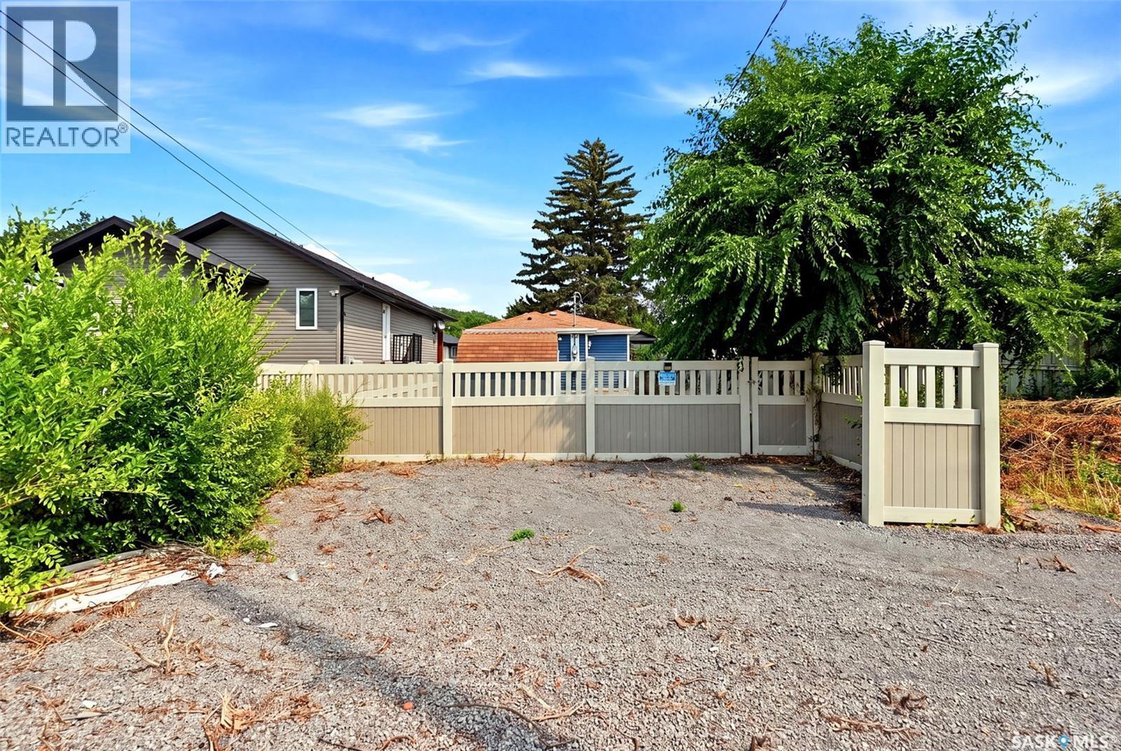 160 Osler Street, Regina, SK - Outdoor