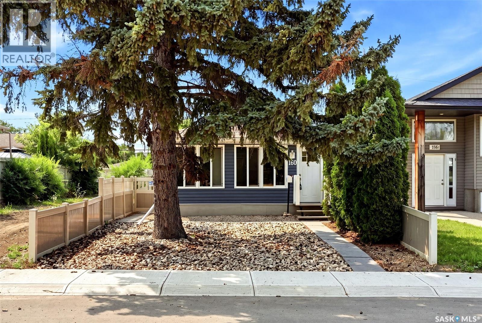 160 Osler Street, Regina, SK - Outdoor