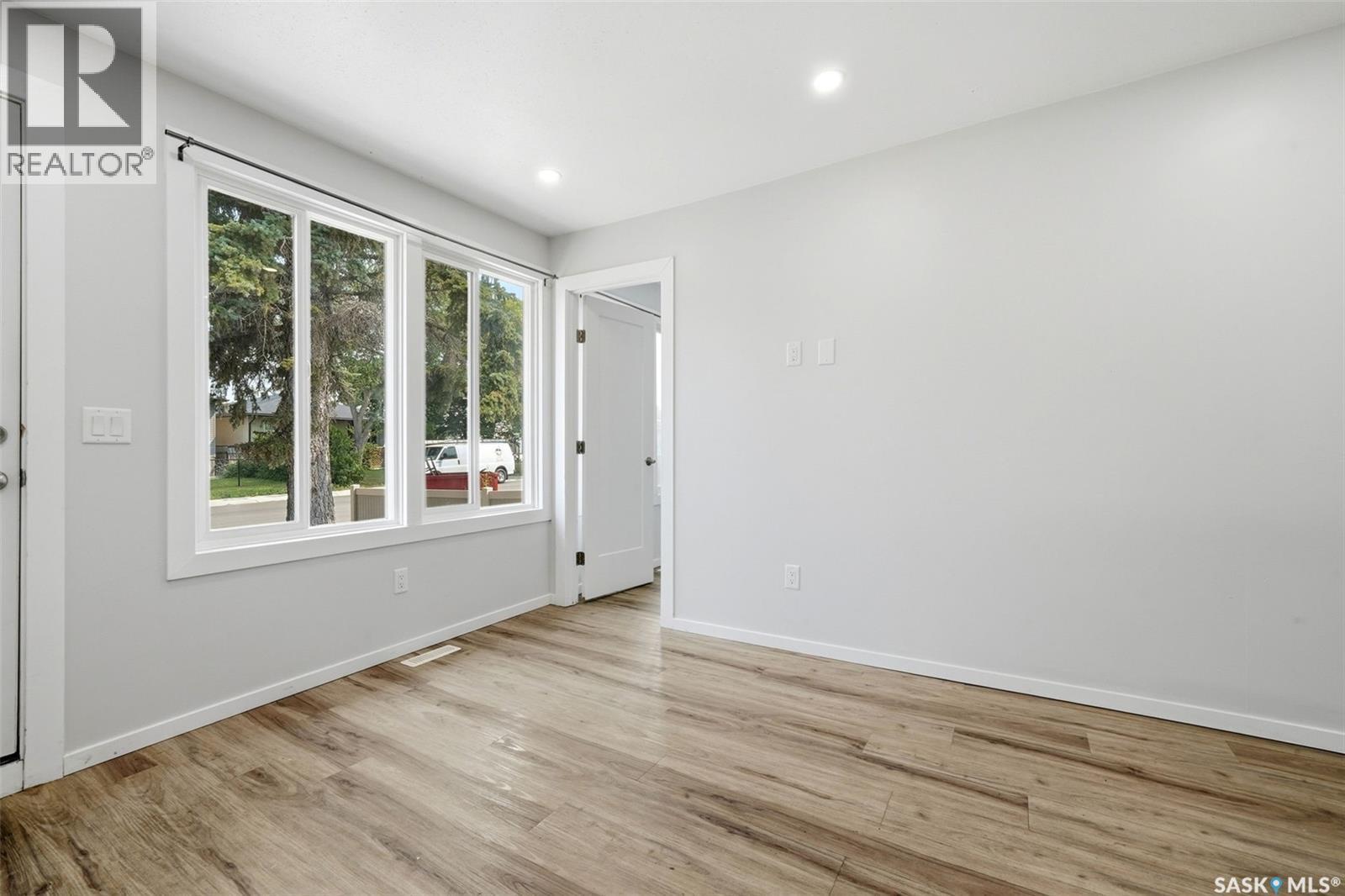 160 Osler Street, Regina, SK - Indoor Photo Showing Other Room